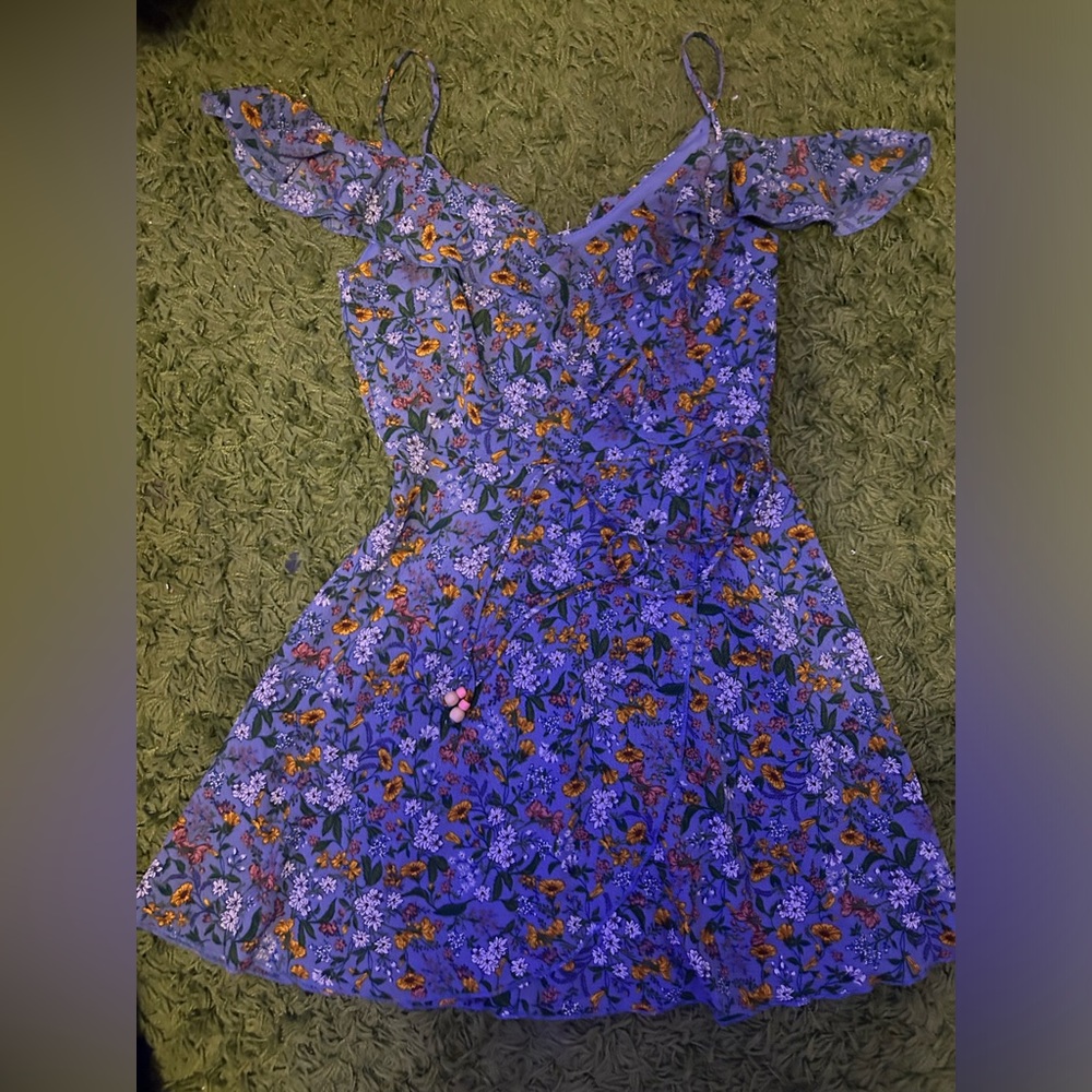 Floral off the shoulders dress🩵🌸